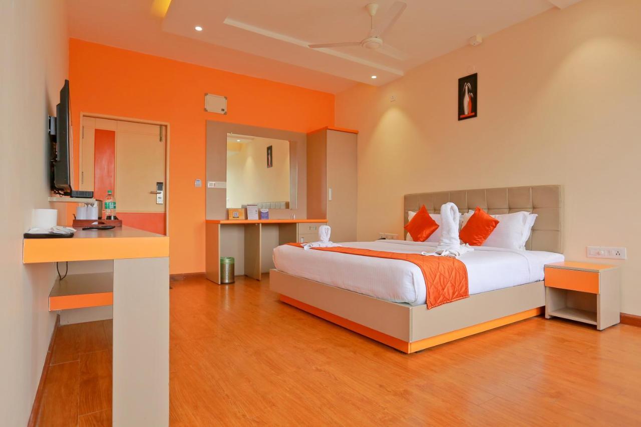 Grand Signature Hotel & Spa يركواد المظهر الخارجي الصورة