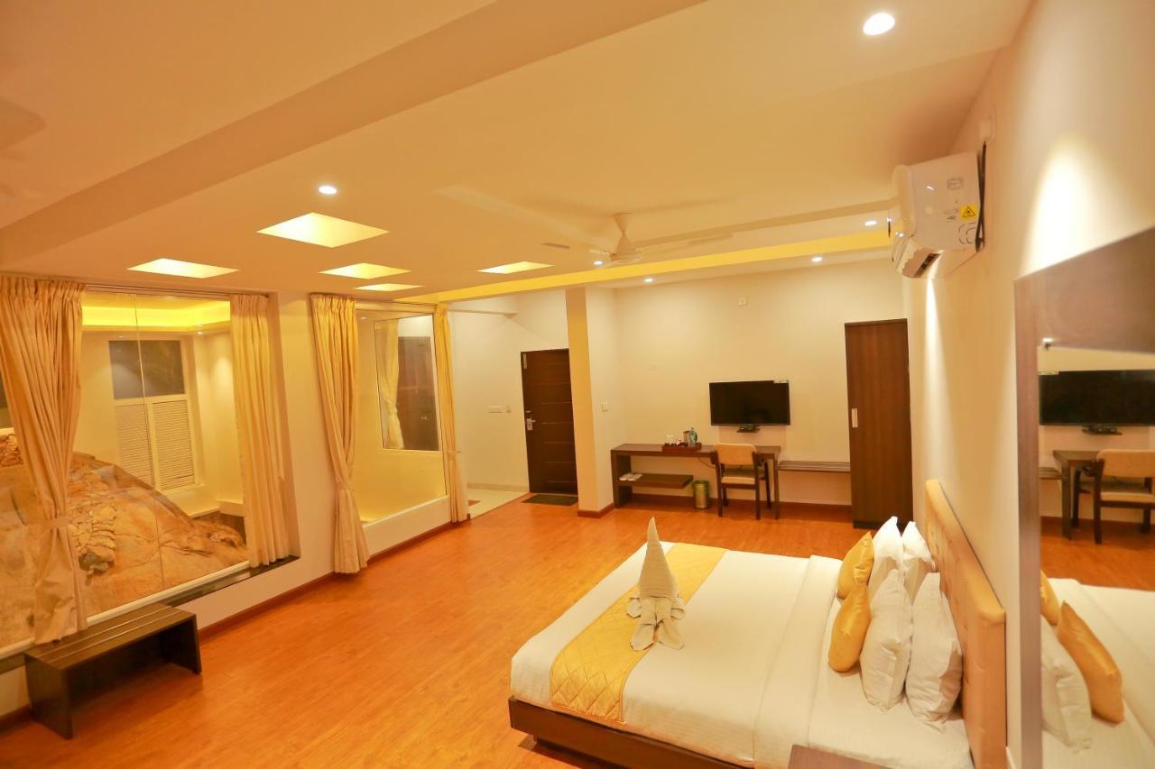 Grand Signature Hotel & Spa يركواد المظهر الخارجي الصورة