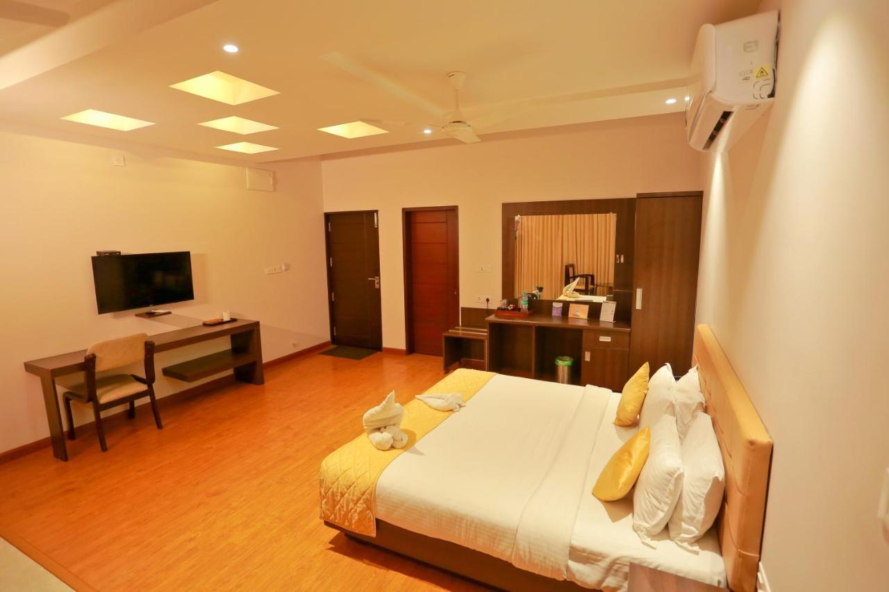 Grand Signature Hotel & Spa يركواد المظهر الخارجي الصورة